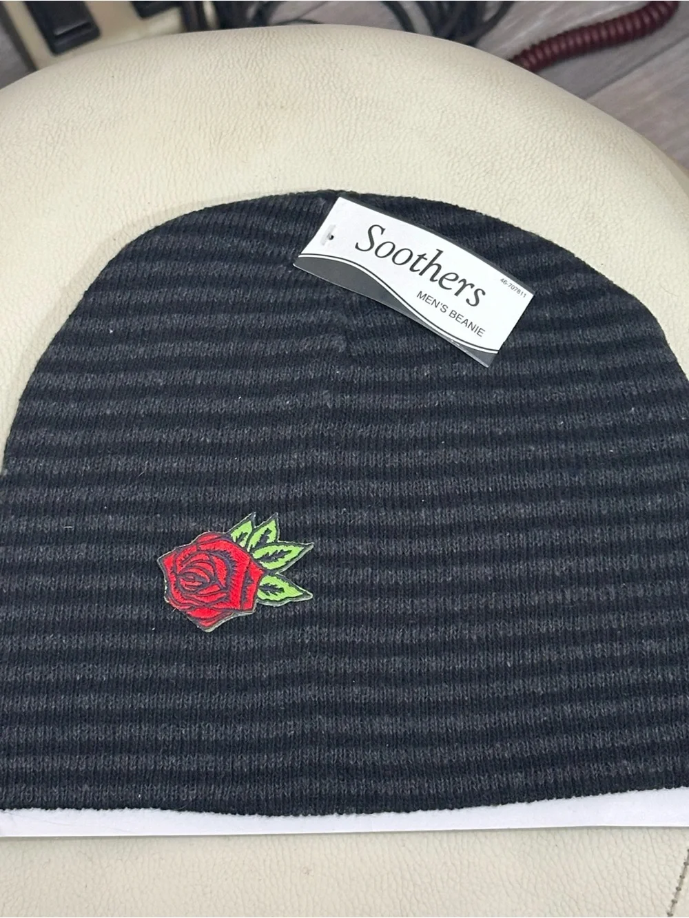 NWT Grateful Dead Rose* Beanie